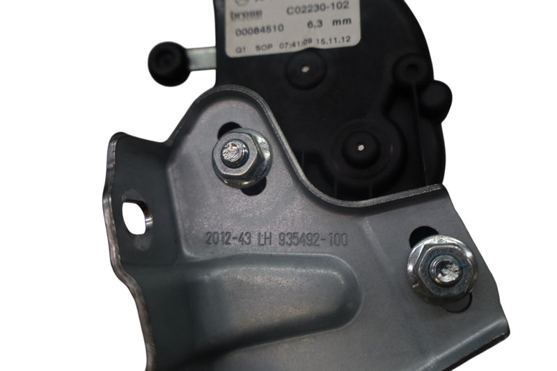 Load image into Gallery viewer, 06-19 Mercedes X164 GL450 GLS550 Rear Left Quarter Window Glass Regulator Oem
