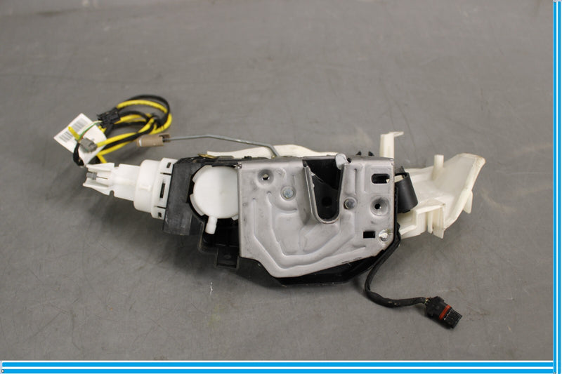 Load image into Gallery viewer, 03-12 Mercedes R230 SL550 SL500 Right Side Door Lock Latch Actuator Oem
