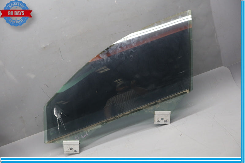 Load image into Gallery viewer, 10-15 Jaguar XJ XJL X351 Rear Right Passenger Side Door Window Auto Glass Oem

