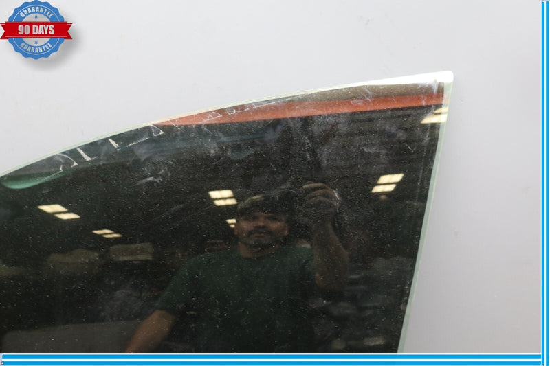 Load image into Gallery viewer, 15-16 Hyundai Genesis Front Left Driver Side Door Window Auto Glass Oem

