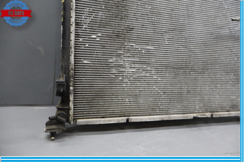 Load image into Gallery viewer, 13-16 Mercedes X166 GL550 GL450 Engine Cooling Cooler Radiator Oem
