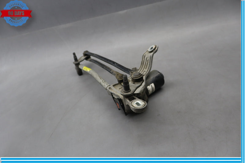 Load image into Gallery viewer, 14-20 Maserati Quattroporte Front Windshield Wiper Motor Linkage 670007561 Oem
