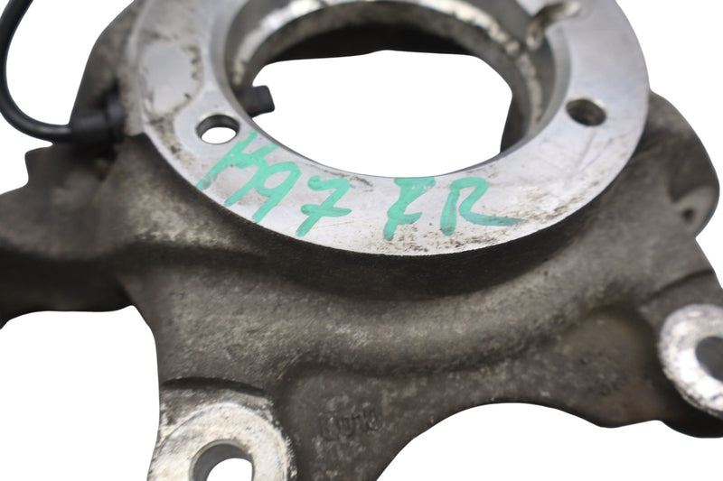 Load image into Gallery viewer, 14-17 Maserati Ghibli Rear Right Passenger Spindle Knuckle Hub 670006805 Oem
