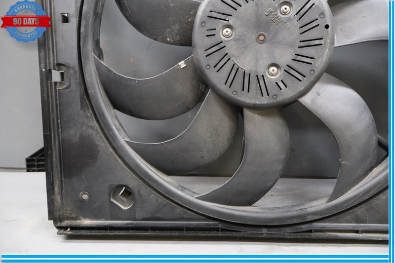 Load image into Gallery viewer, 14-17 Maserati Ghibli M157 Engine Radiator Cooling Fan Motor Assembly Oem
