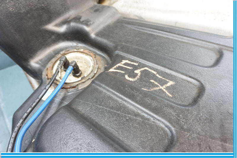 Load image into Gallery viewer, 2008 Bentley Continental Awd Fuel Gas Tank Reservoir W/ Filler Neck Oem
