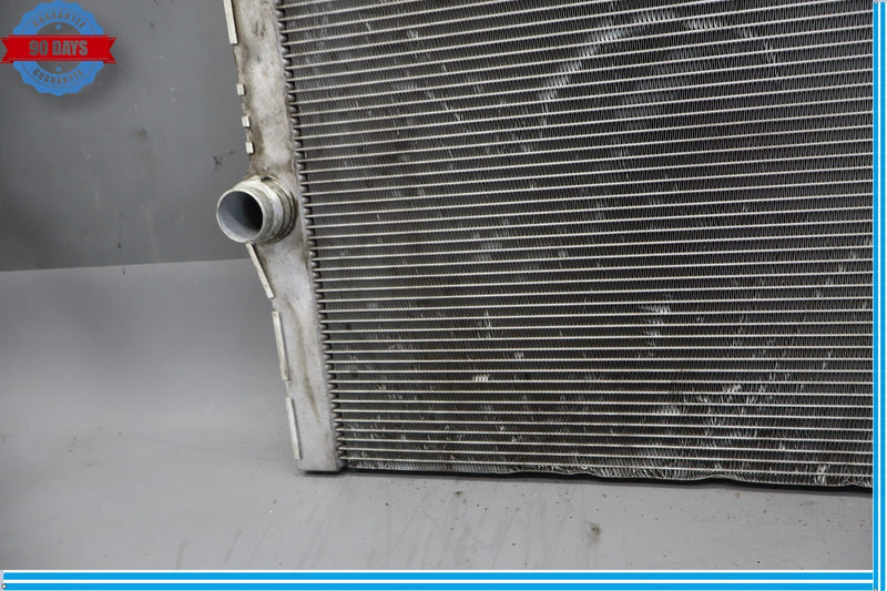 Load image into Gallery viewer, 10-15 BMW 750Li 750Li xDrive Engine Main Large Grade Radiator Oem
