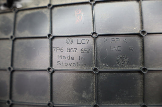 11-17 Volkswagen VW Touareg Right Side Trunk Hatch Panel Cover 7P6867656 Oem