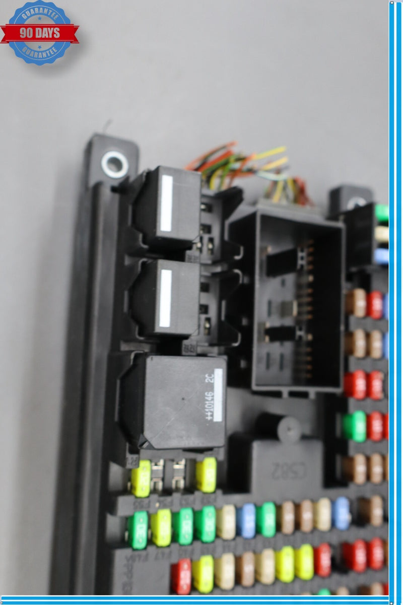 Load image into Gallery viewer, 10-12 Land Rover Range Rover L322 Dashboard Relay Fuse Box AH4214F041AJ Oem
