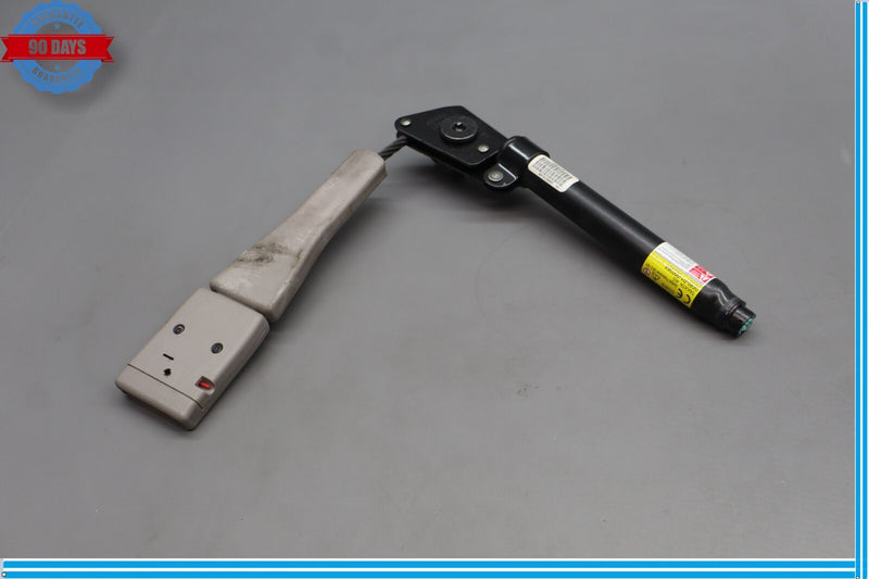 Load image into Gallery viewer, 15-20 Hyundai Genesis Front Left Side Seat Belt Seatbelt Buckle Oem
