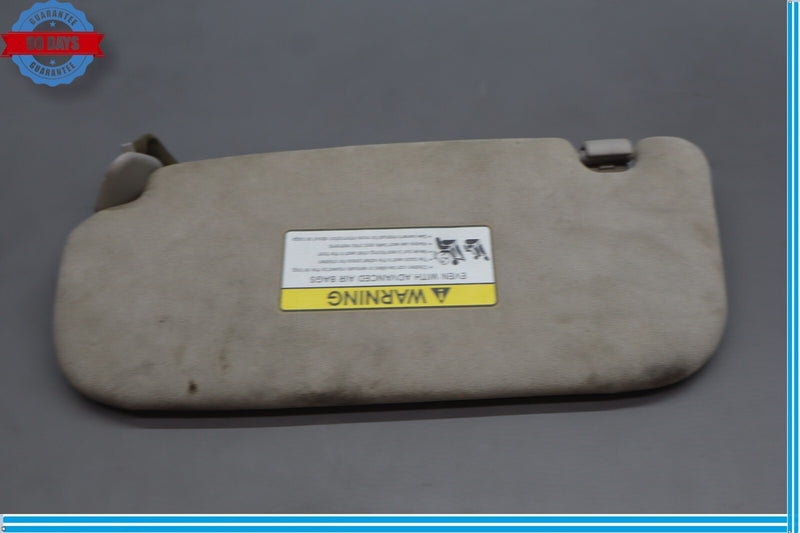 Load image into Gallery viewer, 11-13 Hyundai Equus Front Right Side Sunvisor Shade Cover 852013N950 Oem
