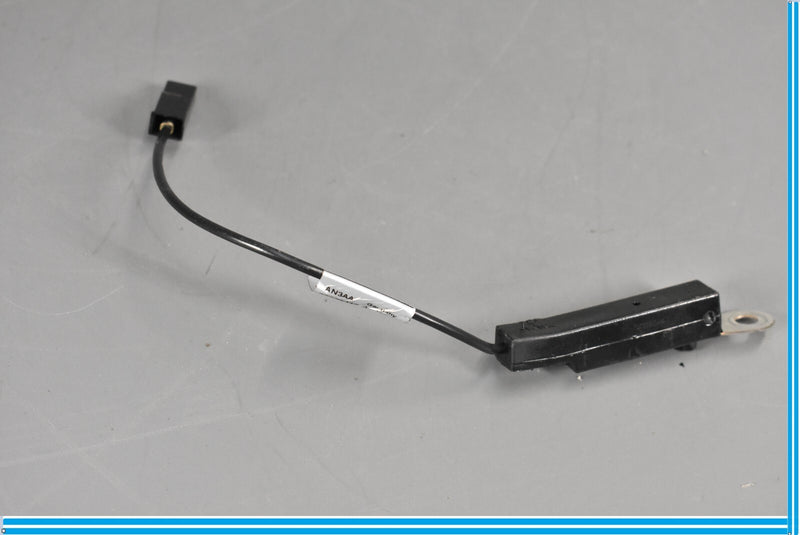 Load image into Gallery viewer, 18-20 Jaguar E-Pace Rear Left Side Antenna Amplifier Isolator Module Oem
