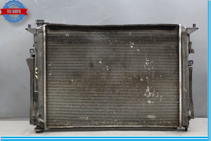 Load image into Gallery viewer, 15-18 Hyundai Genesis G80 Sedan Engine Motor Coolant Radiator Oem
