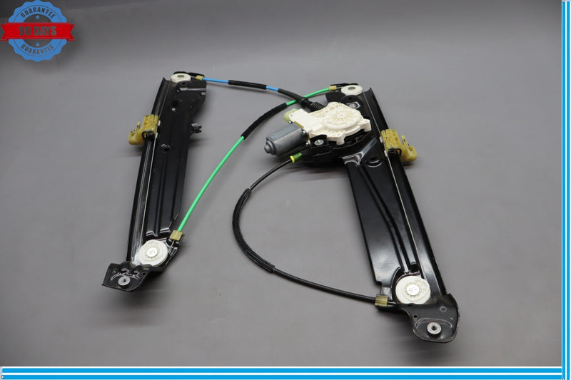 Load image into Gallery viewer, 10-17 BMW  535i GT xDrive Front Right Side Door Window Regulator W/ Motor Oem
