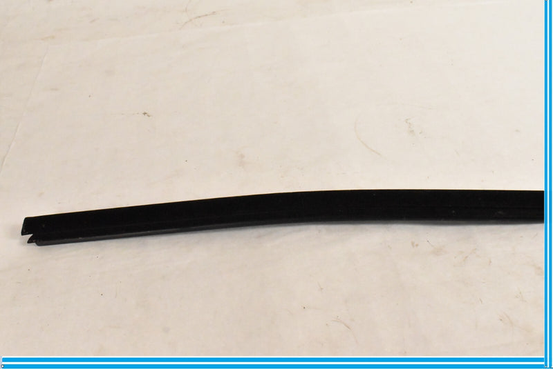 Load image into Gallery viewer, MERCEDES C300 W204 FRONT RIGHT DOOR WINDOW BELT WEATHERSTRIP SEAL OEM 2008-14
