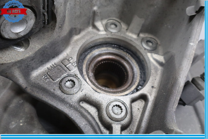 Load image into Gallery viewer, 11-18 Audi A8 A8L Quattro Rear Right Side Steering Spindle Knuckle Hub Oem
