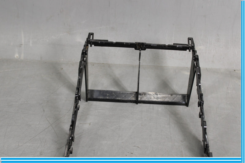 Load image into Gallery viewer, 10-13 LR Range Rover Sport Center Console Upper Frame Support Bracket Oem
