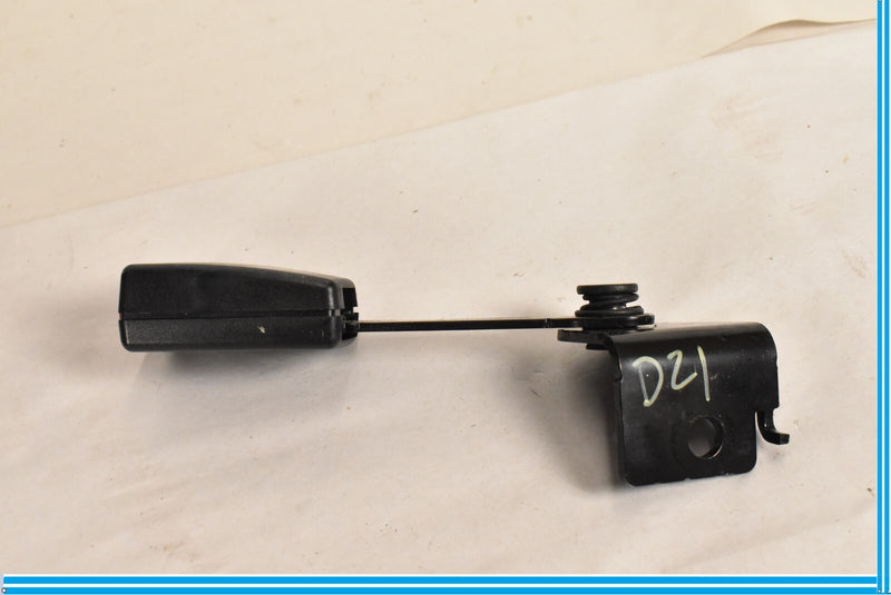 Load image into Gallery viewer, 09-15 BMW 750i 750Li F01 F02 Rear Right Seat Belt Buckle Black 72117220858 Oem
