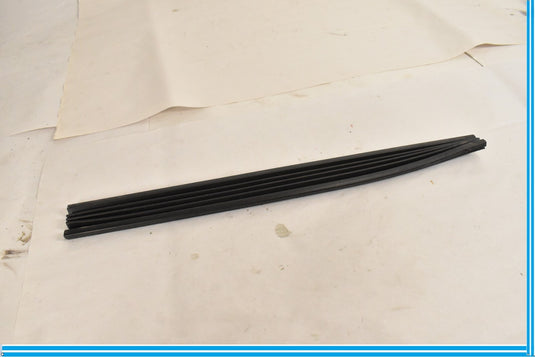 09-12 BMW 750Li 750i F01 F02 Left Sun Roof Weather Seal Rubber Gasket Seal Oem