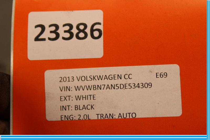 Load image into Gallery viewer, 11-17 Volkswagen CC Front Front Right Passenger Spindle Knuckle Wheel Hub Oem
