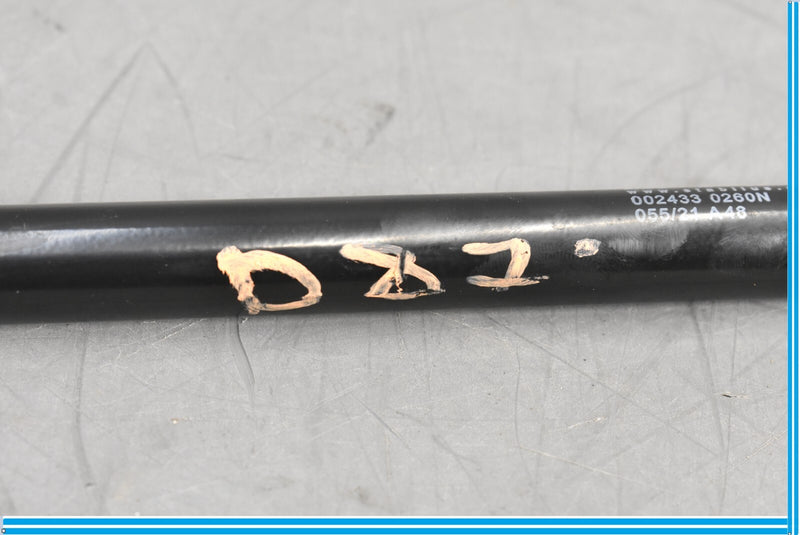 Load image into Gallery viewer, 06-11 Mercedes CLS550 CLS500 W219 Front Hood Lift Supports Strut Shocks Oem
