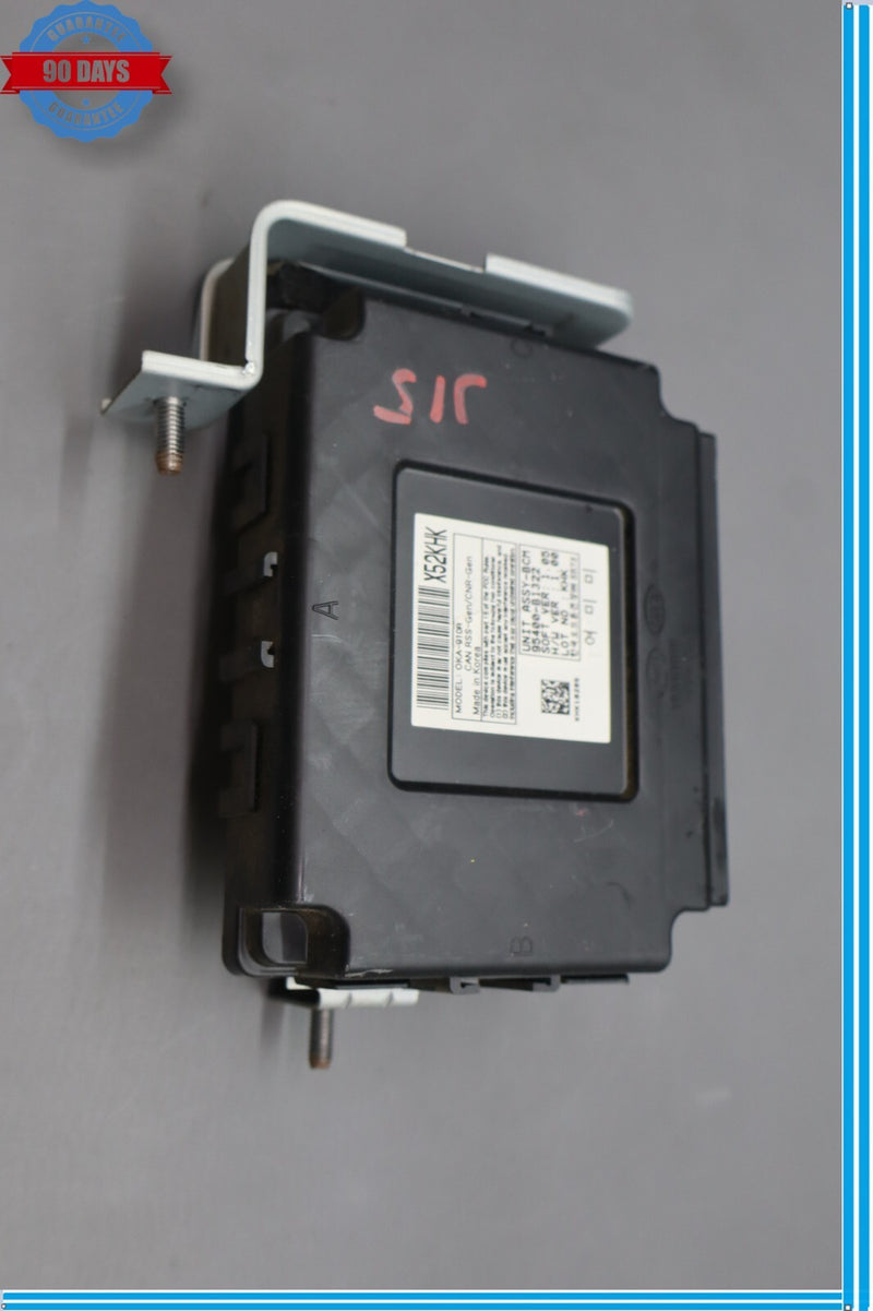 Load image into Gallery viewer, 15-16 Hyundai Genesis BCM Body Control Module Unit 95400B1322 Oem

