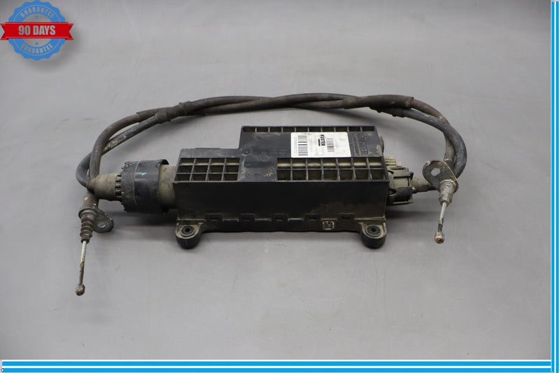 Load image into Gallery viewer, 14-17 Maserati Quattroporte Emergency Electric Parking Brake Actuator Oem
