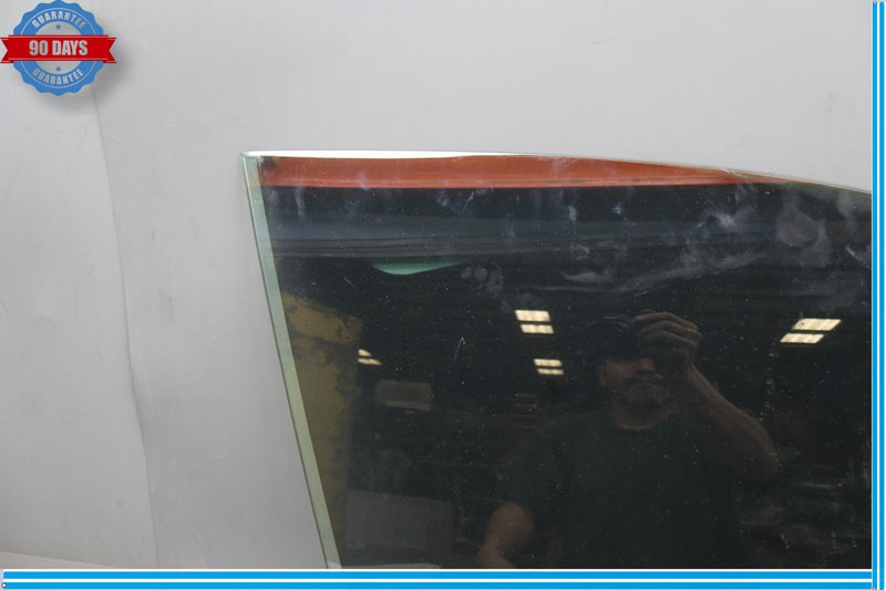 Load image into Gallery viewer, 11-18 Porsche Cayenne 958 Front Right Passenger Side Door Window Auto Glass Oem
