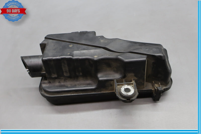 Load image into Gallery viewer, 12-16 Hyundai Equus Engine Air Cleaner Filter Housing Intake Box Oem
