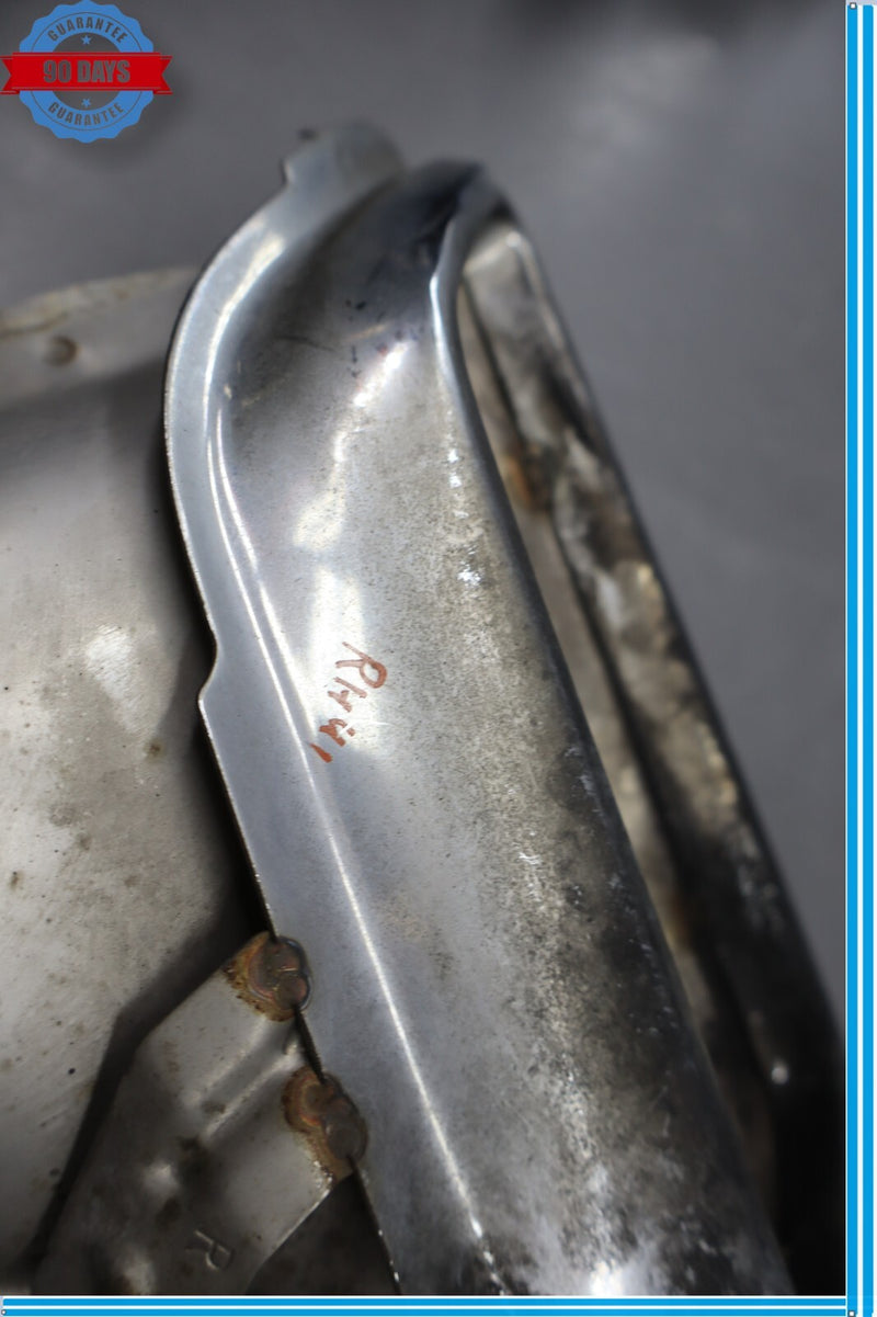 Load image into Gallery viewer, 18-19 Cadillac XTS Rear Right &amp; Left Bumper Exhaust Tail Pipe Heat Sleeve Oem
