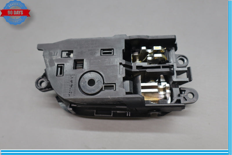 Load image into Gallery viewer, 11-13 Hyundai Equus Front Right Passenger Side Interior Door Handle Oem
