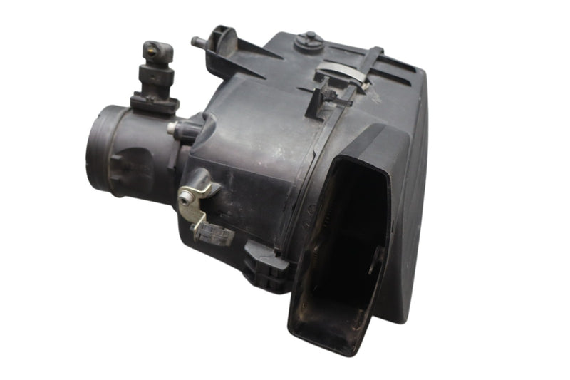 Load image into Gallery viewer, 14-18 Maserati Quattroporte Ghibli Right Engine Air Intake Filter 670001543 Oem
