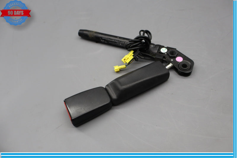 Load image into Gallery viewer, 07-14 Mercedes CL550 CL600 W216 Front Left Driver Side Seat Belt Buckle Oem
