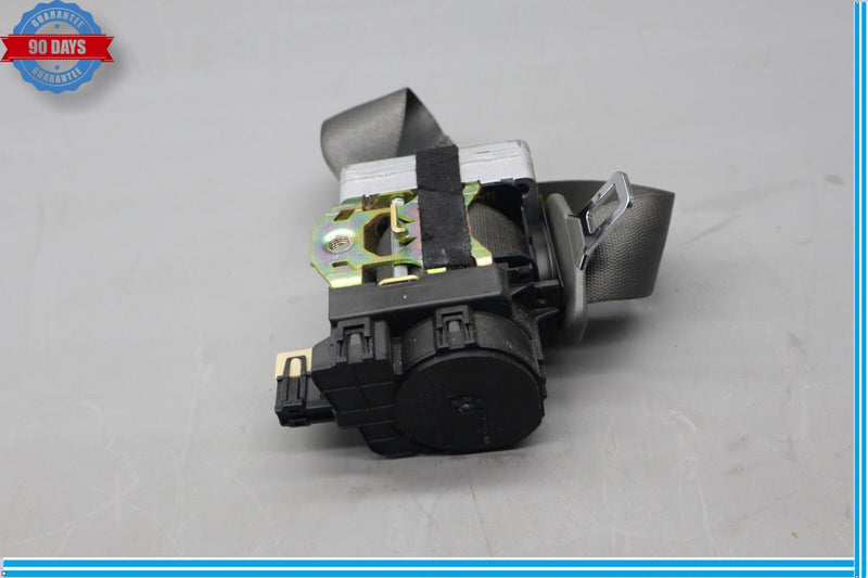 Load image into Gallery viewer, 03-06 Mercedes R230 SL500 SL55 AMG Right Side Seatbelt Seat Belt Retractor Oem
