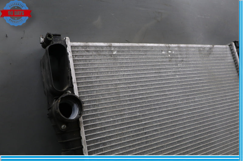 Load image into Gallery viewer, 03-09 Mercedes CLS500 E500 Engine Motor Cooling Radiator 2115001154 Oem
