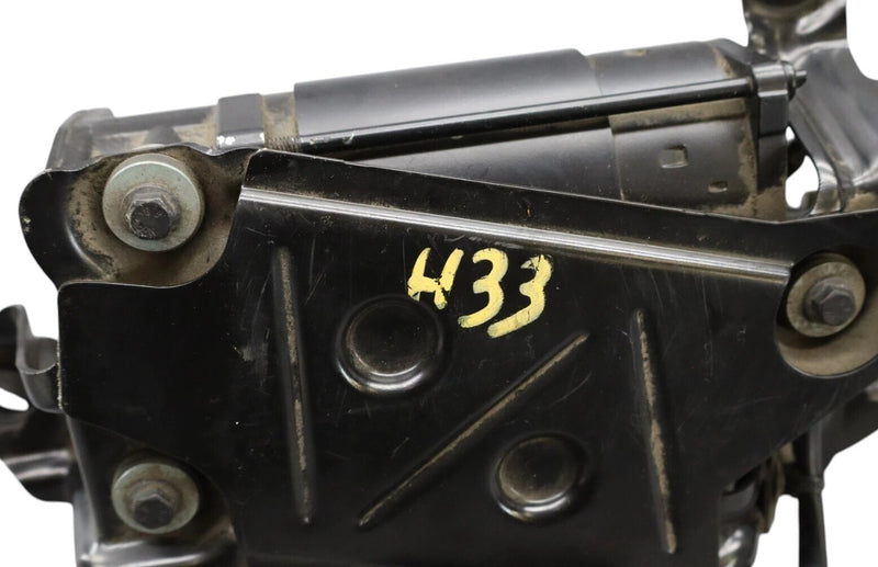 Load image into Gallery viewer, 03-18 Bentley Continental Flying Spur Air Suspension Compressor Pump Oem
