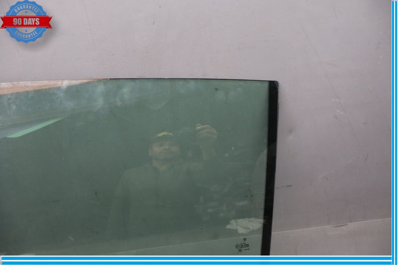 Load image into Gallery viewer, 10-16 Porsche Panamera Rear Left Driver Side Door Window Auto Glass Oem
