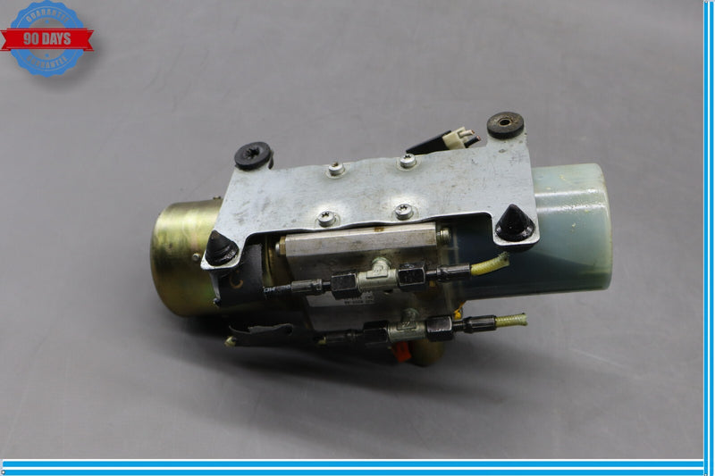 Load image into Gallery viewer, 97-06 Jaguar XK8 XKR X100 Convertible Top Roof Lift Hydraulic Pump Assembly Oem
