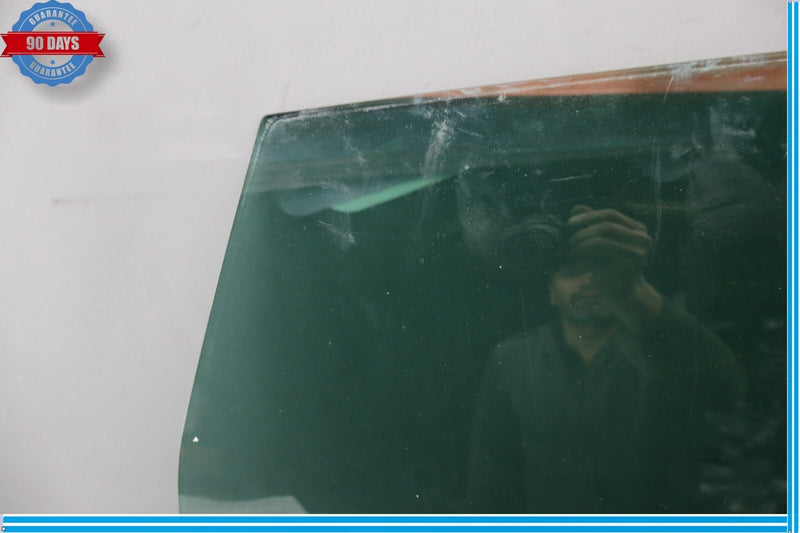 Load image into Gallery viewer, 11-17 Volkswagen Touareg Rear Right Passenger Side Door Window Auto Glass Oem
