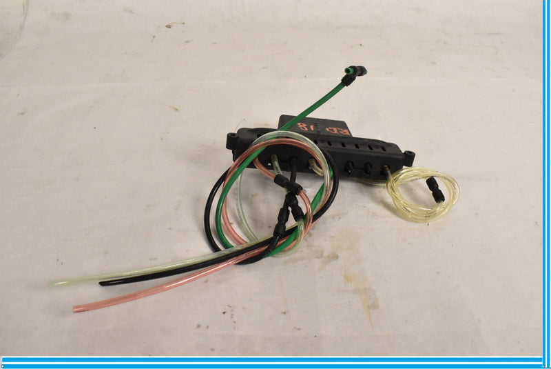 Load image into Gallery viewer, 04-08 Maserati Quattroporte Front Right Passenger Seat Air Valve G3CV20 Oem
