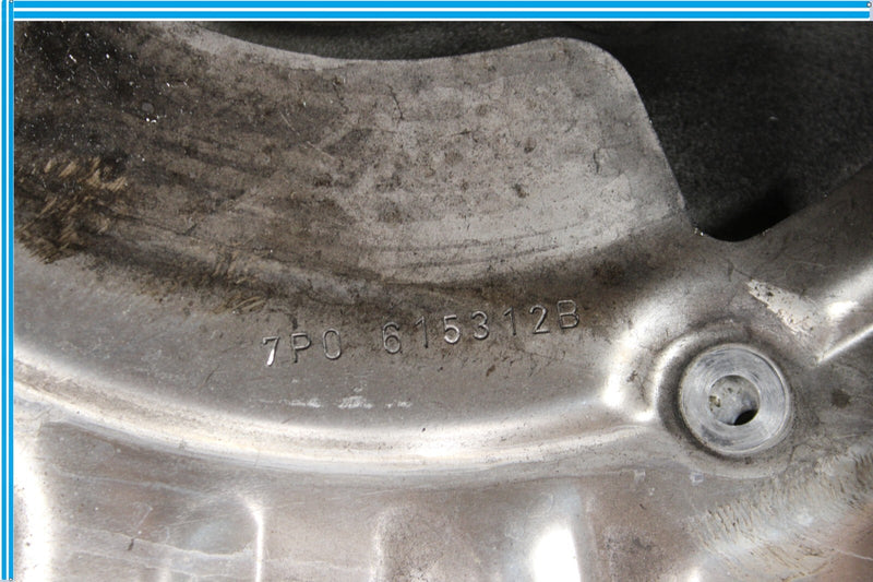 Load image into Gallery viewer, 11-18 Porsche Cayenne Right Passenger Side Spindle Knuckle Hub Oem
