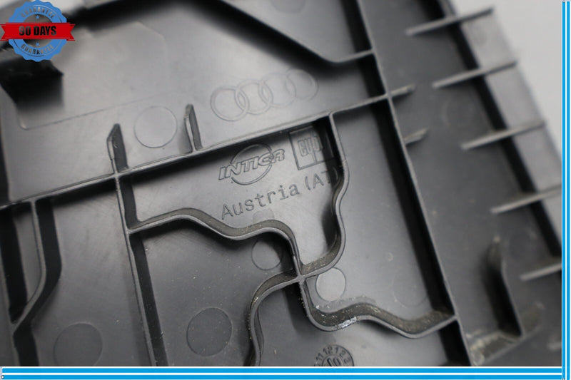 Load image into Gallery viewer, 07-15 AUDI Q7 4L Rear Right Side Trunk Hatch Tail Light Cover Panel Oem
