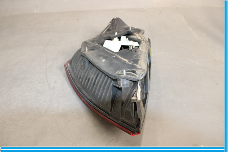 Load image into Gallery viewer, 07-09 Mercedes S550 S600 W221 Right Passenger Tail Light Lamp 2218200464 Oem
