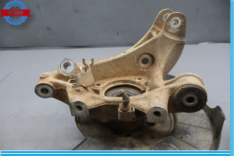 Load image into Gallery viewer, 11-18 Porsche Cayenne Volkswagen Touareg Rear Right Side Knuckle Spindle Hub OEM
