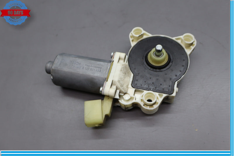Load image into Gallery viewer, 06-11 Mercedes W219 CLS500 Rear Left Driver Door Window Regulator Motor Unit Oem
