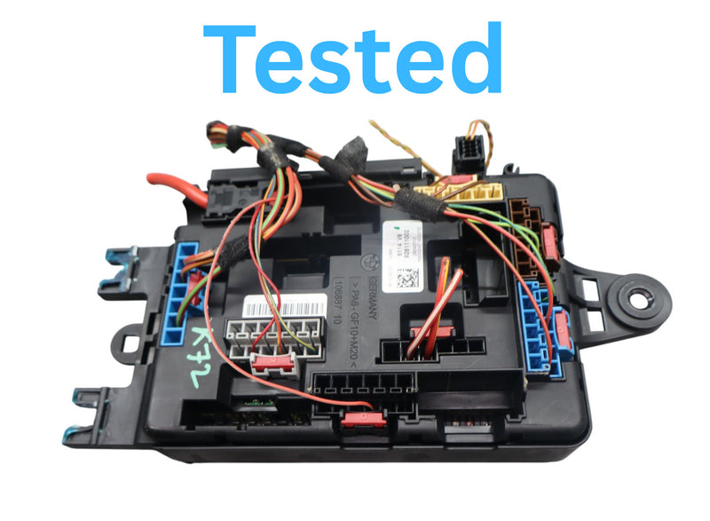 Load image into Gallery viewer, 12-18 BMW 320i 328i F30 Rear Trunk Power Distribution Fuse Box 10688710 Oem

