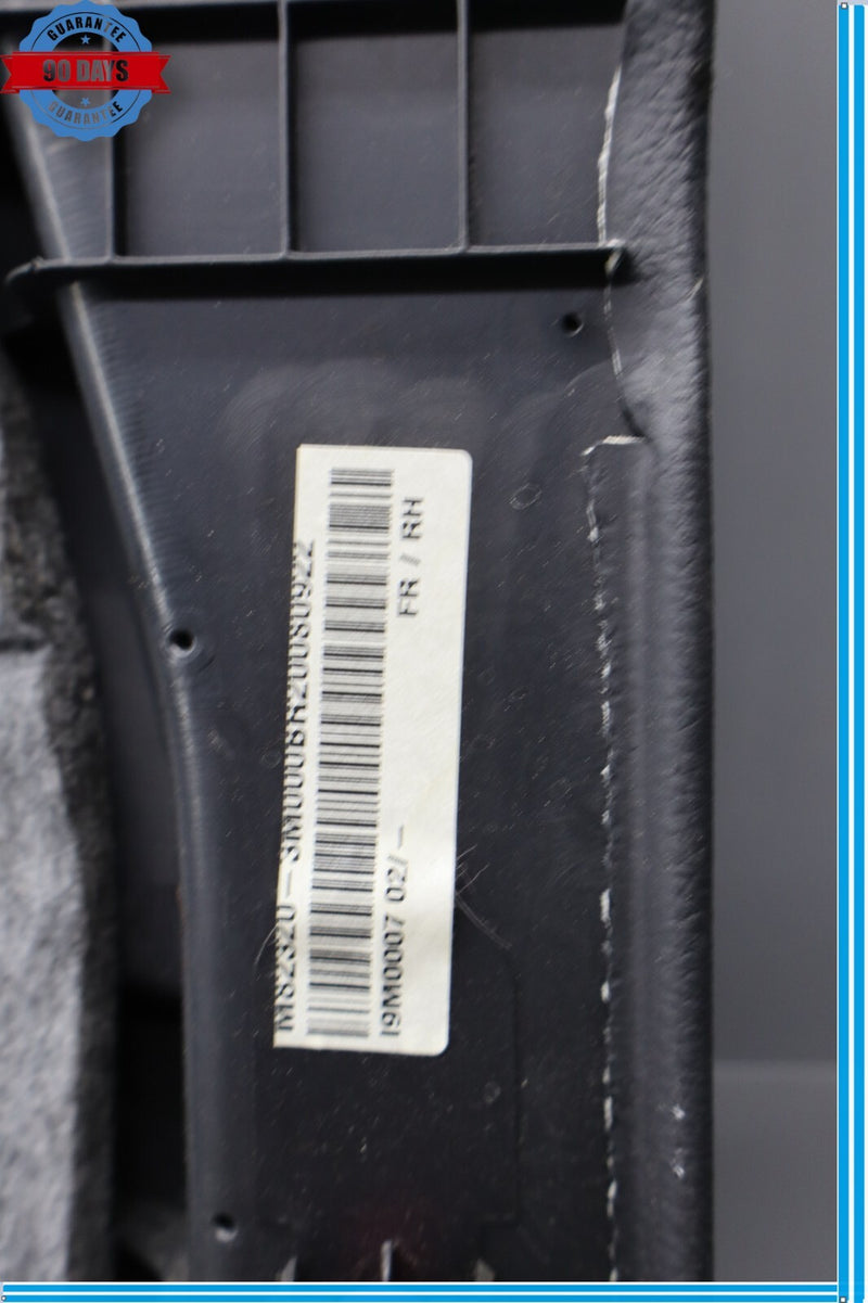 Load image into Gallery viewer, 09-12 Hyundai Genesis Sedan Passenger Front Door Panel Oem
