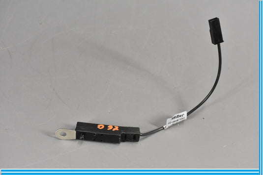 18-20 Jaguar E-Pace Rear Left Side Antenna Amplifier Isolator Module Oem
