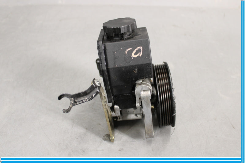 Load image into Gallery viewer, 97-04 Mercedes R170 SLK230 C230 Power Steering Pump Reservoir Assembly Oem
