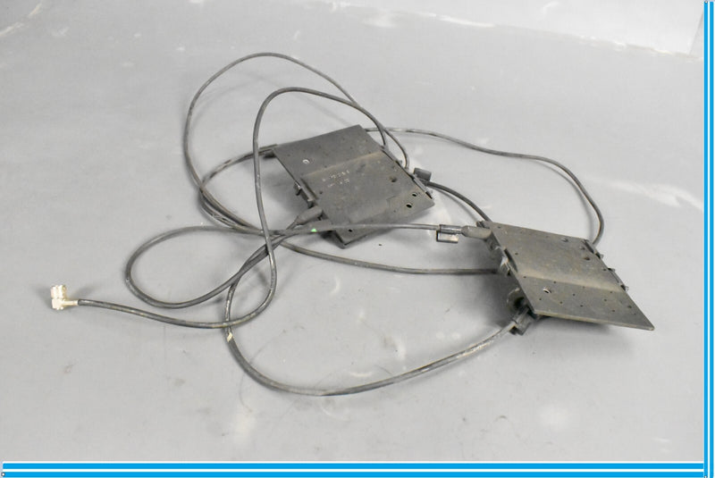 Load image into Gallery viewer, 00-06 Mercedes CL500 S500 W215 Rear Left &amp; Right Bumper Antenna Bracket Oem
