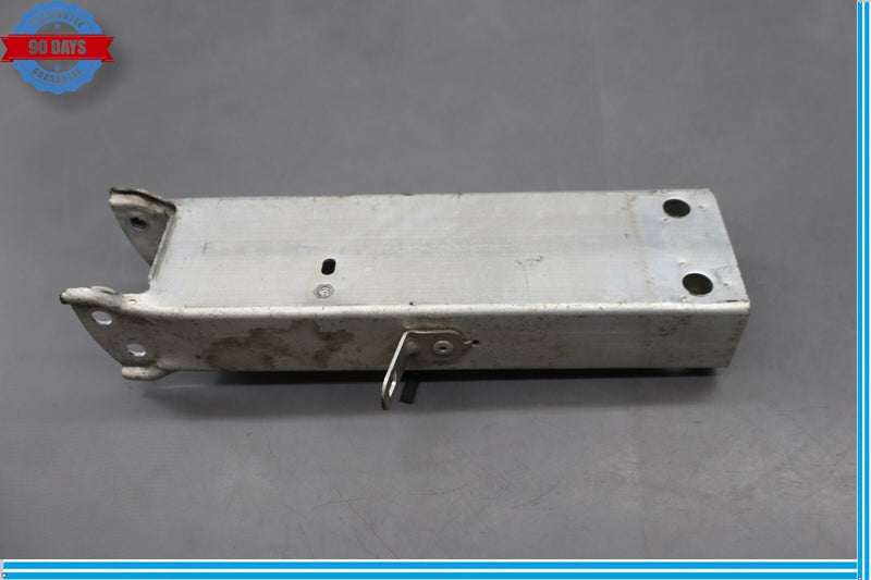 Load image into Gallery viewer, 14-21 BMW i3 I01 Hybrid Front Left Driver Side Bumper Reinforcement Bracket Oem

